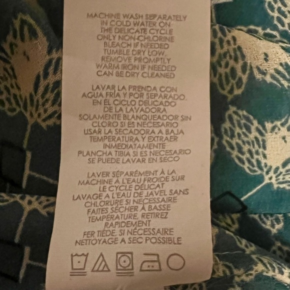 CAbi EUC Jade Green Print Top Spring Prick Blouse Medium #3069 Vacation Travel - Picture 7 of 9